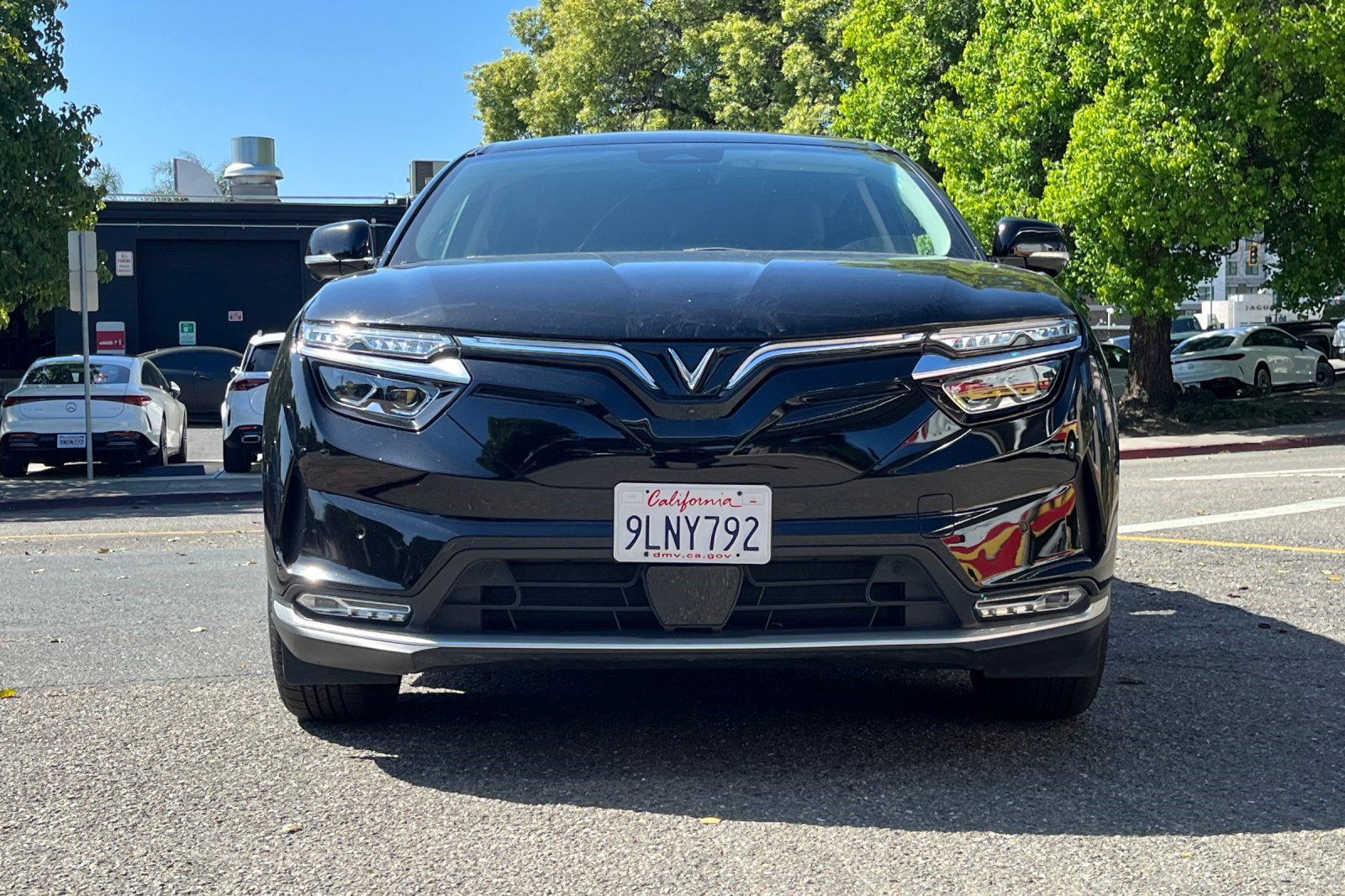 Used 2023 VinFast VF 8 Eco AWD/4WD image 4