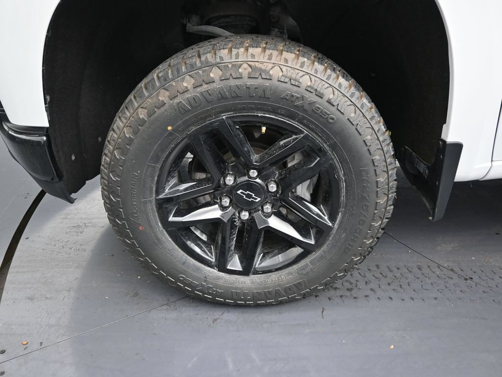 Used 2022 Chevrolet Silverado 1500 LT Trail Boss w/ Safety Package AWD/4WD image 10