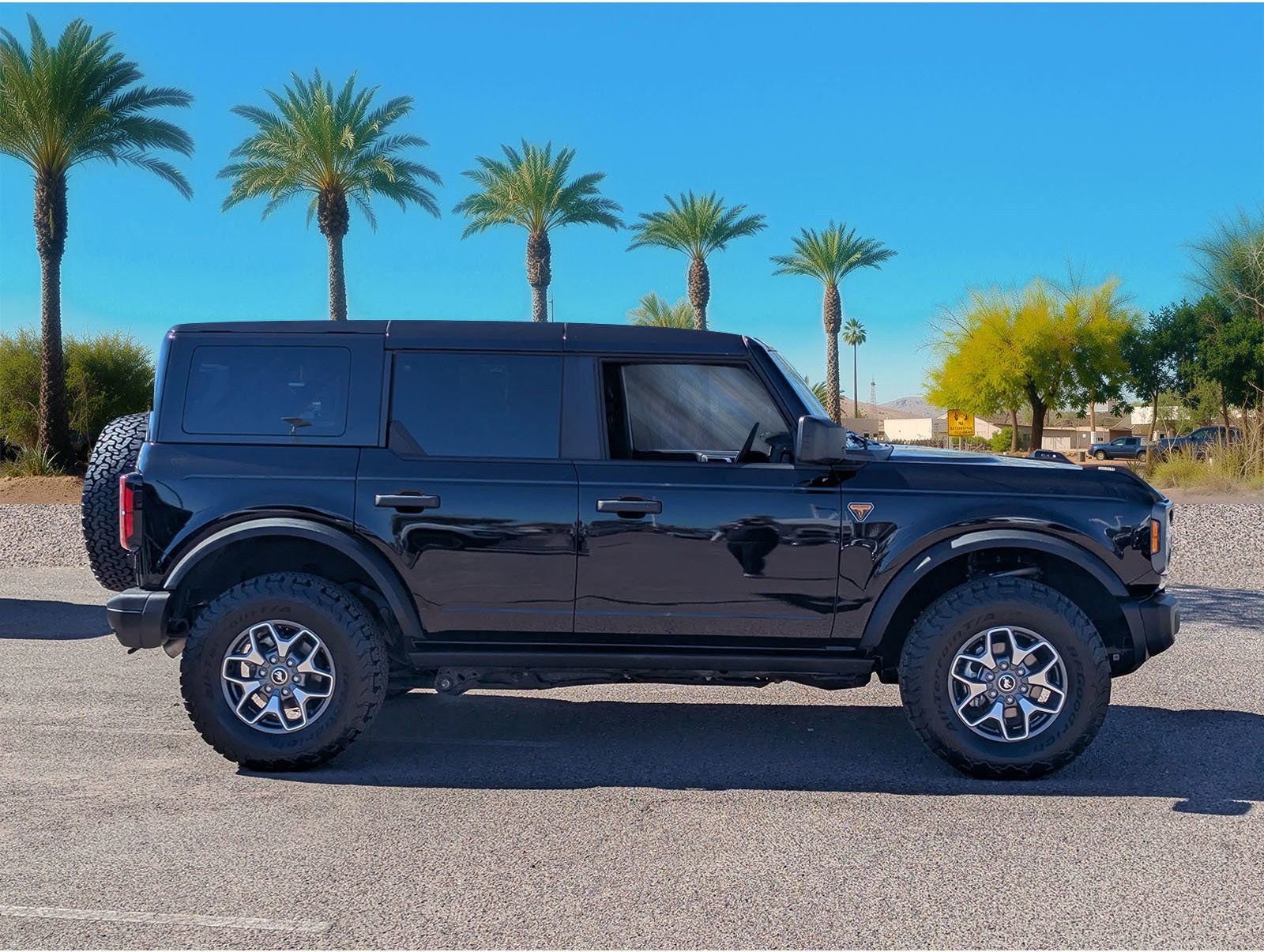 Certified 2025 Ford Bronco Badlands image 7