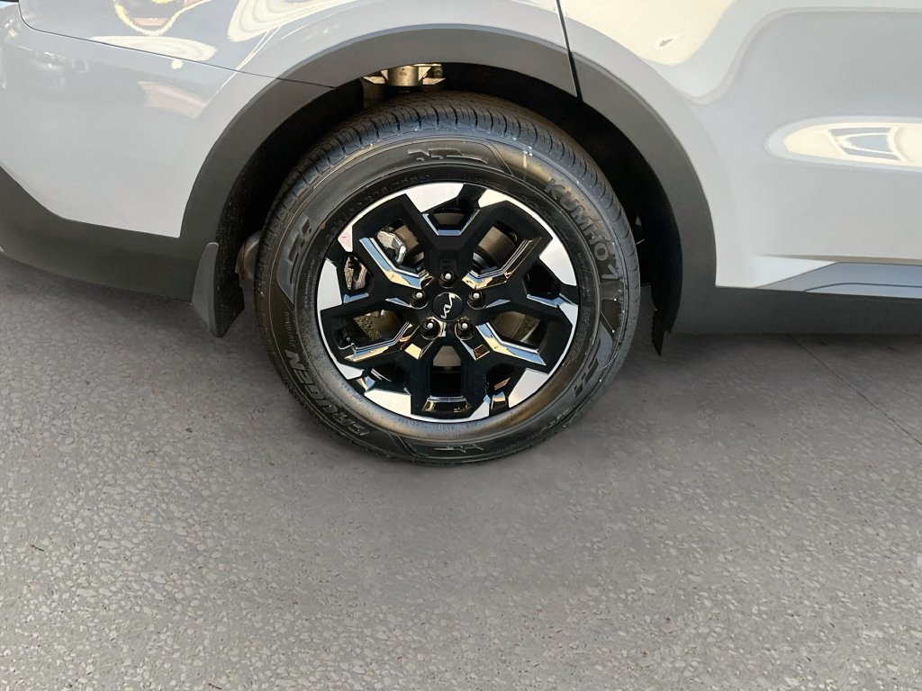 New 2026 Kia Sorento S FWD image 30