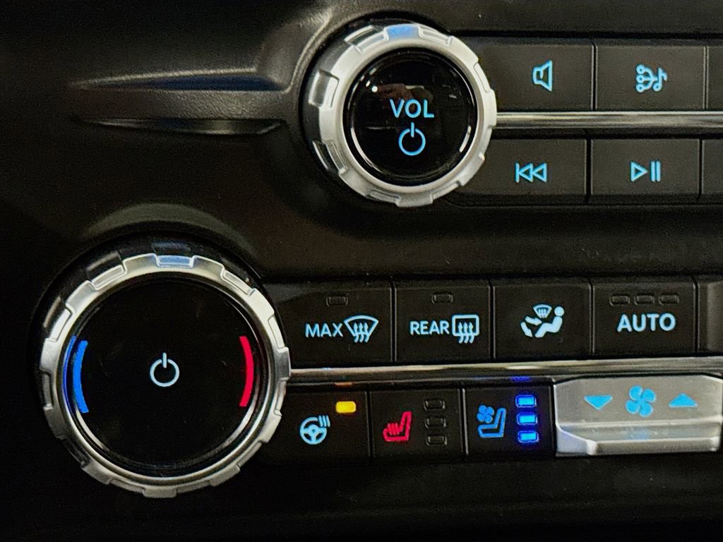 Used 2024 Ford F350 Platinum image 20