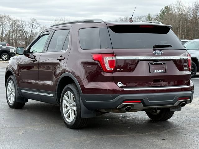 Used 2018 Ford Explorer XLT w/ Equipment Group 202A AWD/4WD image 13