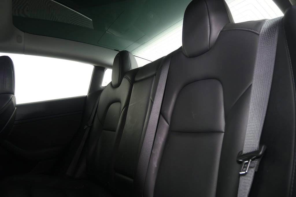 Used 2020 Tesla Model 3 Long Range image 11