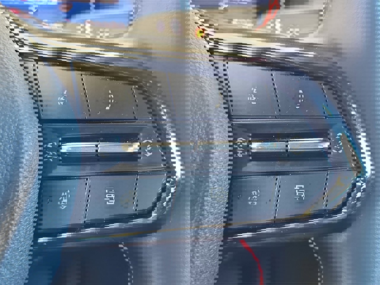 Certified 2024 Chevrolet Traverse RS w/ LPO, Floor Liner Package image 19