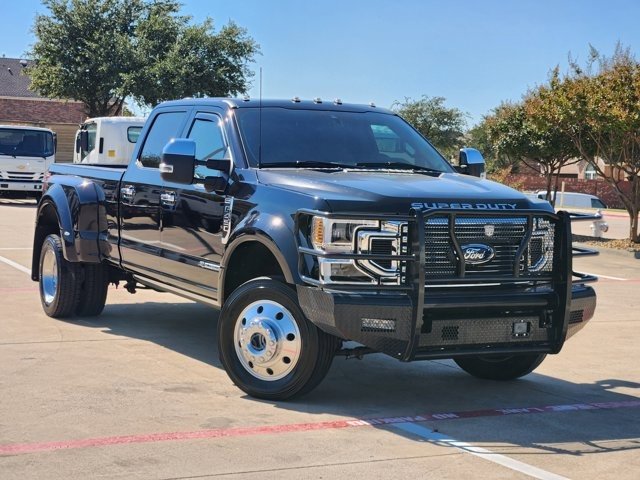 Used 2021 Ford F450 Platinum w/ FX4 Off-Road Package image 3