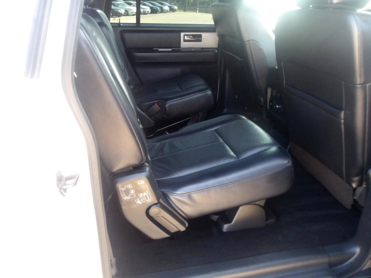 Used 2017 Ford Expedition EL XLT w/ Equipment Group 202A RWD image 8