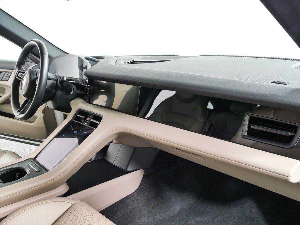 Certified 2022 Porsche Taycan RWD image 24