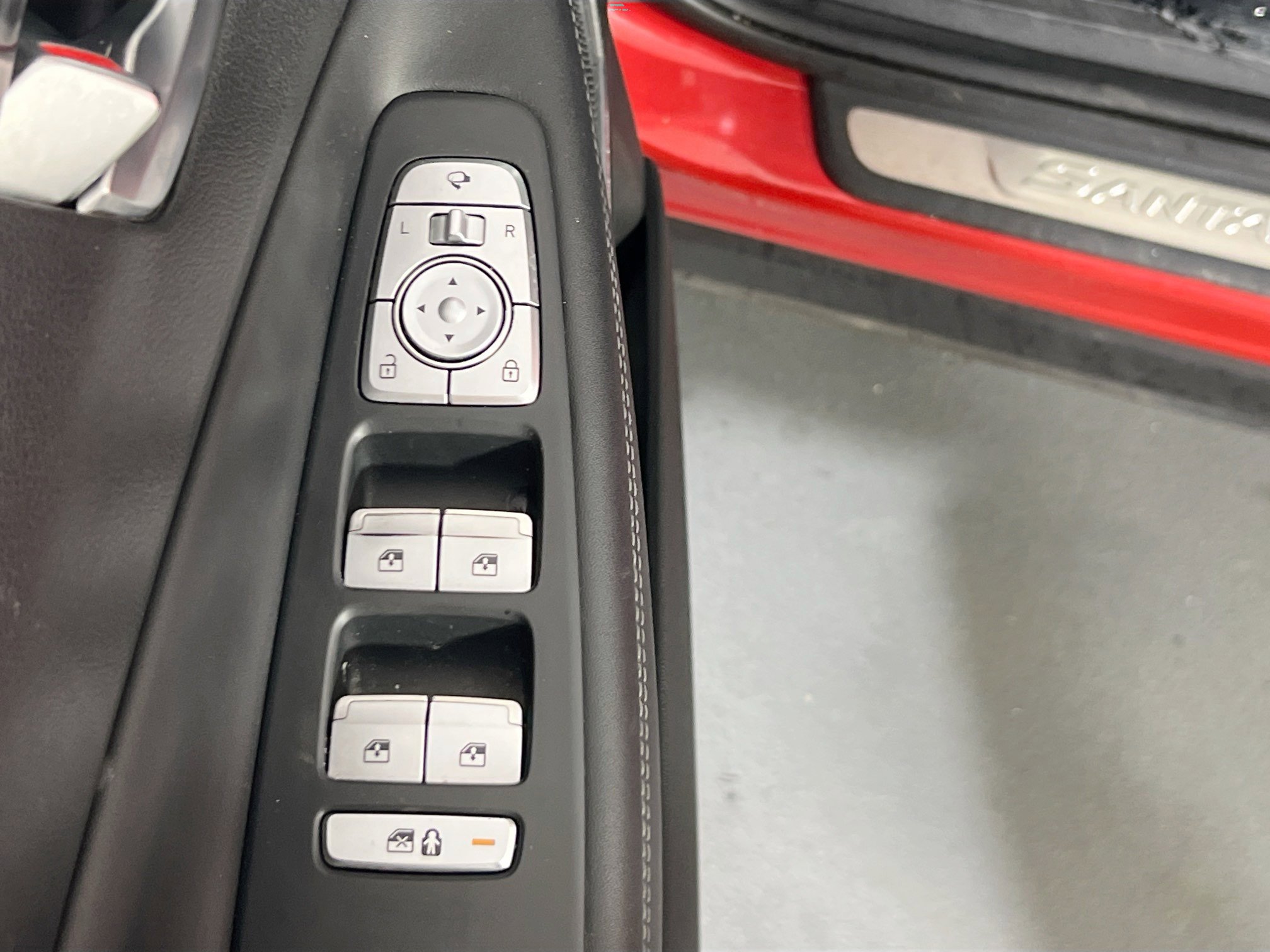 Used 2022 Hyundai Santa Fe Calligraphy AWD/4WD image 18