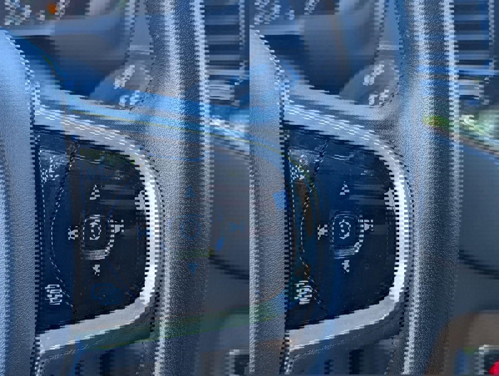 Used 2018 Volvo XC90 T8 Inscription w/ Luxury Package image 26