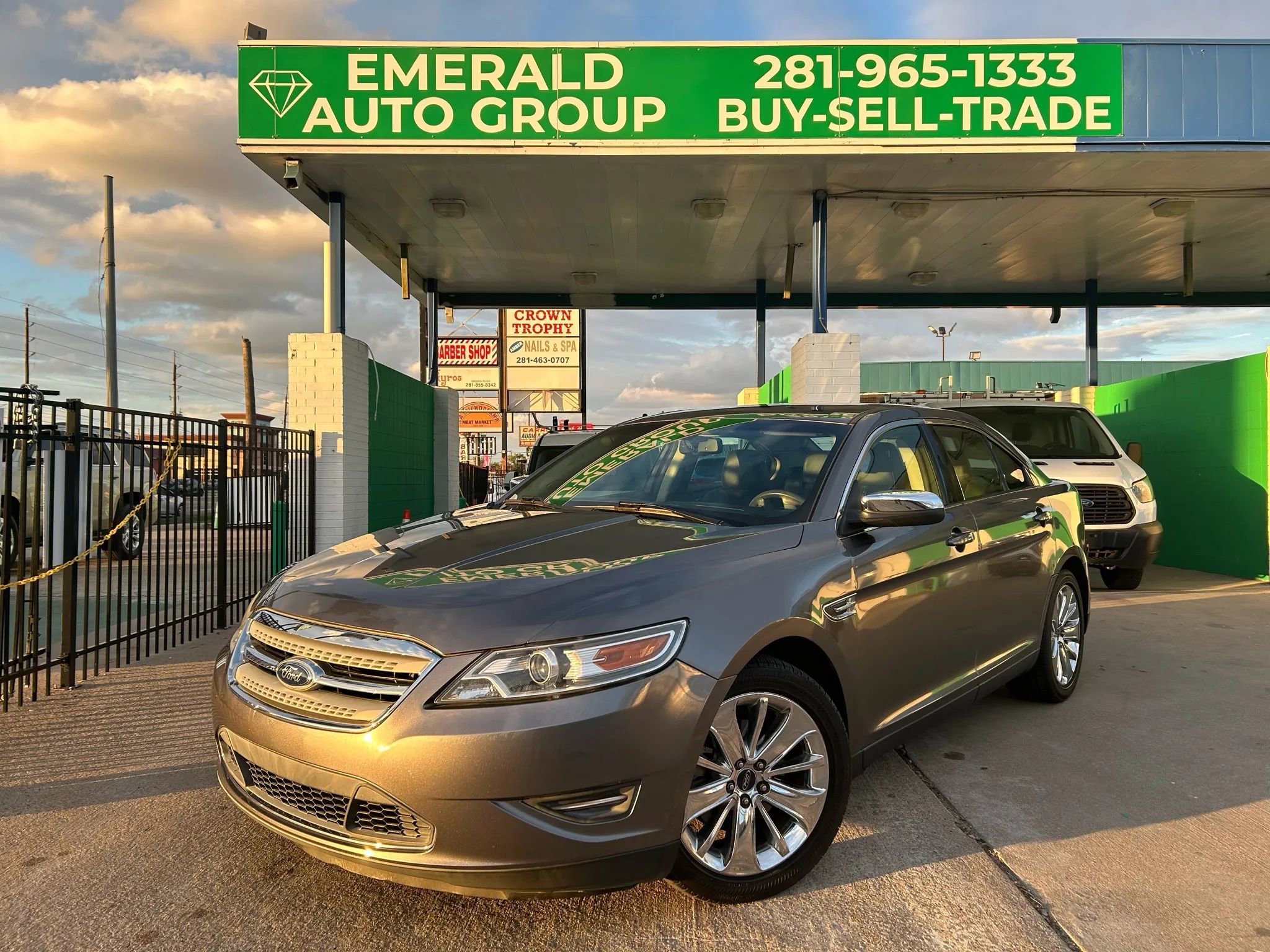 Used 2011 Ford Taurus Limited
