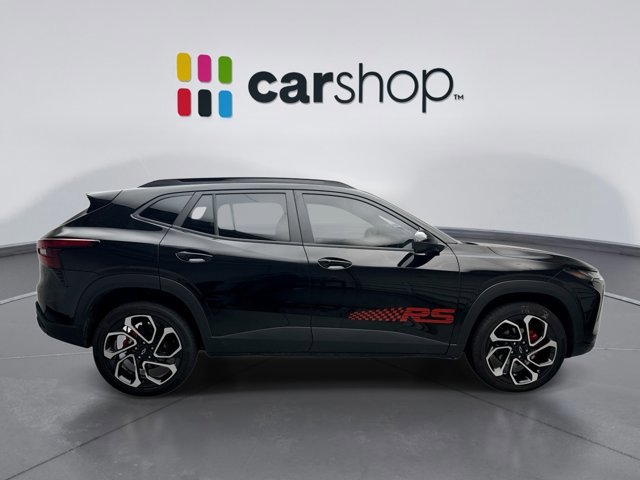 Used 2025 Chevrolet Trax RS w/ Sunroof Package FWD image 6