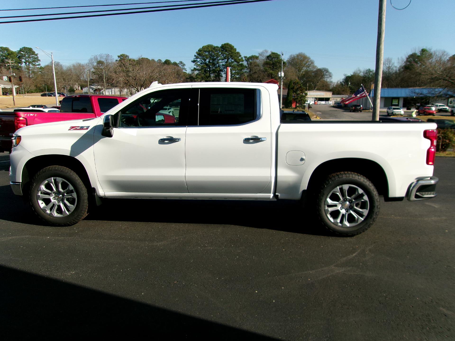 New 2026 Chevrolet Silverado 1500 LTZ w/ LTZ Premium Package image 7