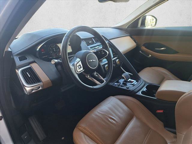 Used 2021 Jaguar E-PACE SE image 9