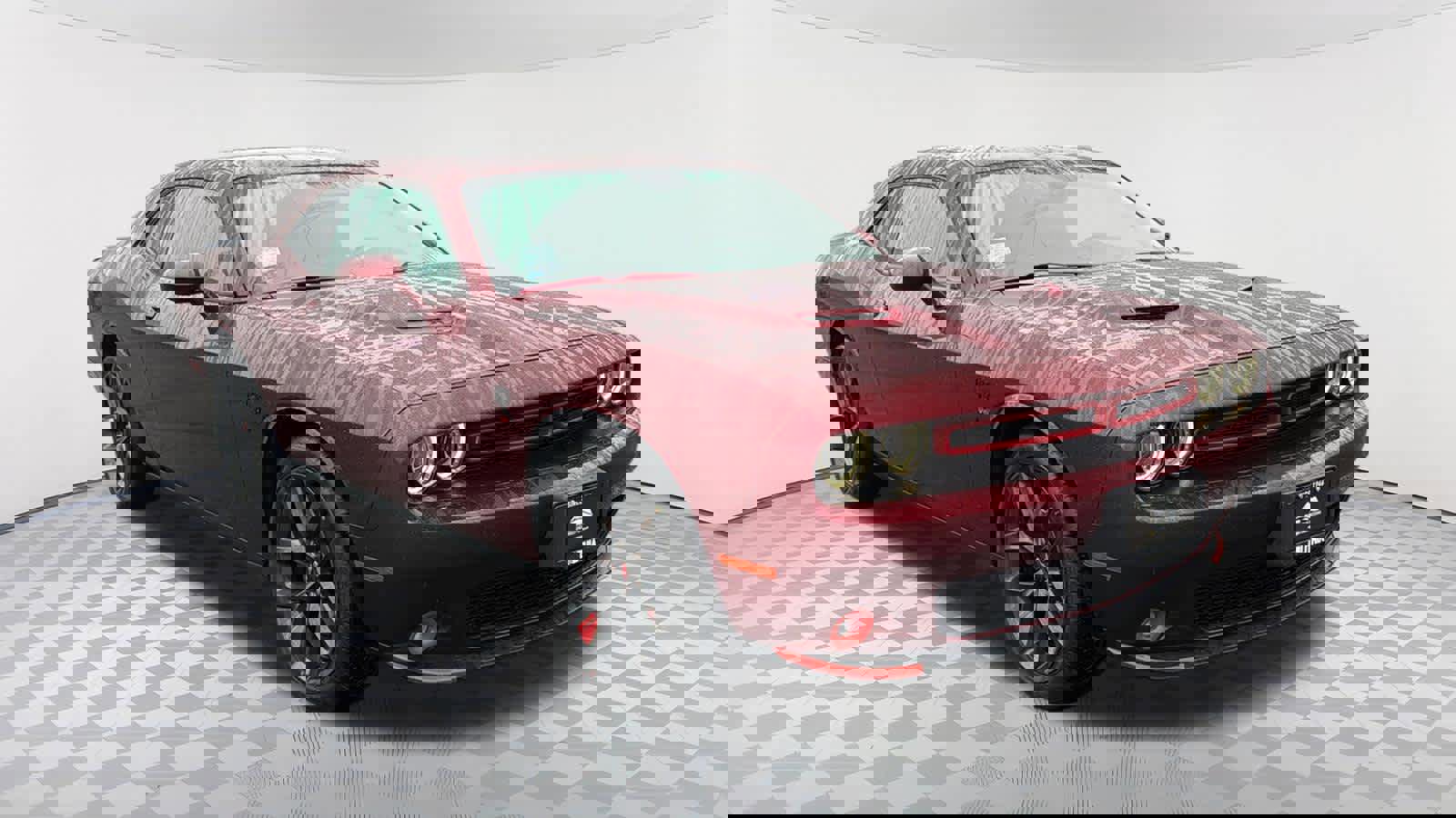 Used 2019 Dodge Challenger SXT w/ Blacktop Package image 3