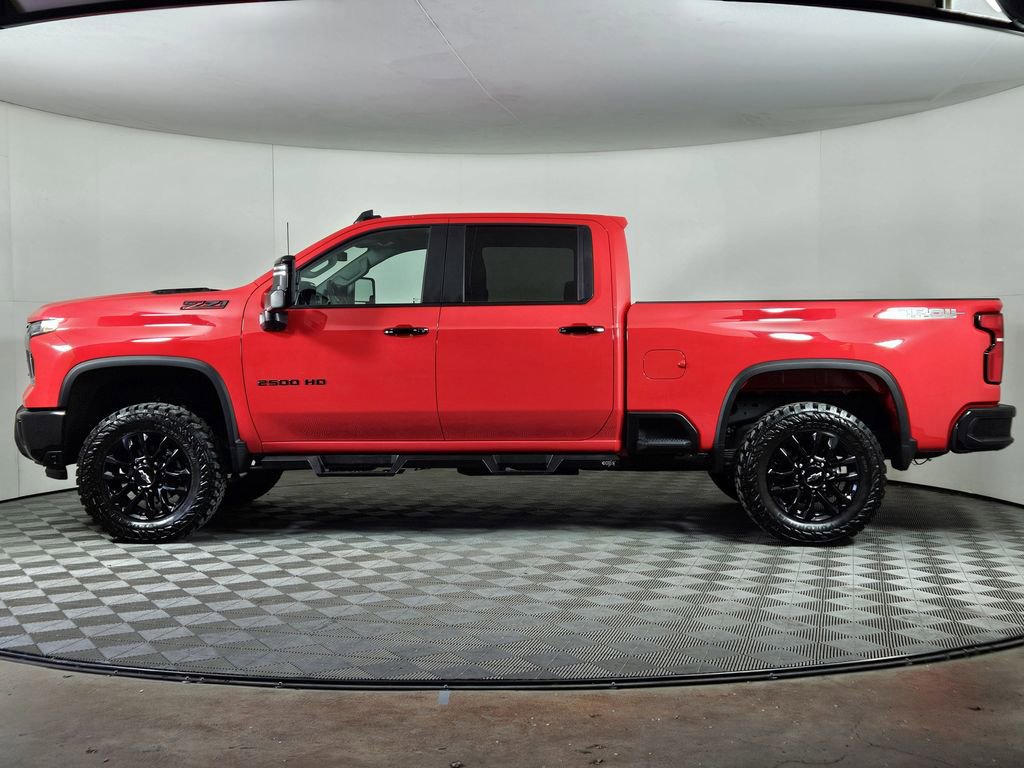 Used 2026 Chevrolet Silverado 2500 LT w/ Trail Boss Package AWD/4WD image 3