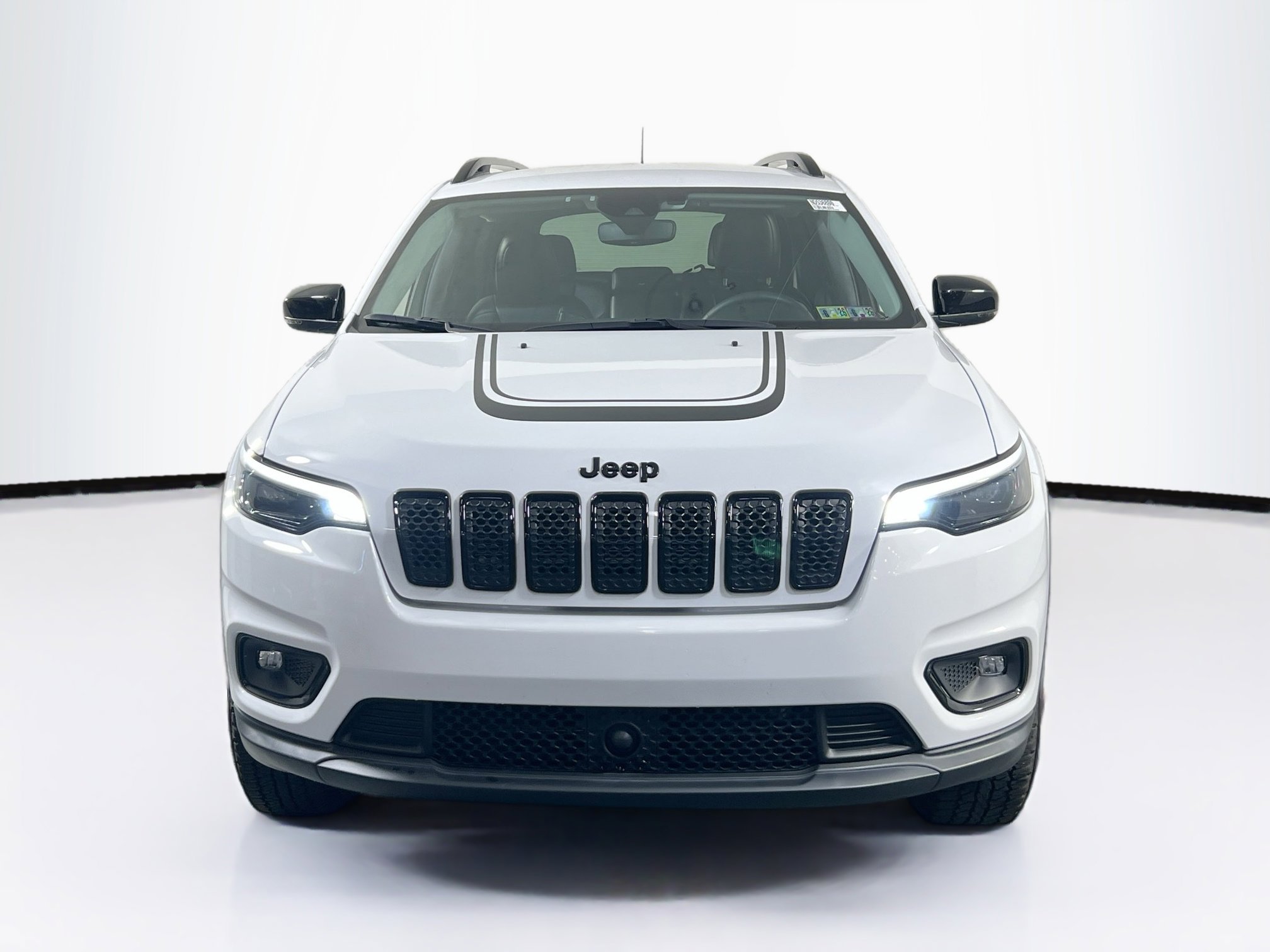 Used 2022 Jeep Cherokee Latitude image 2