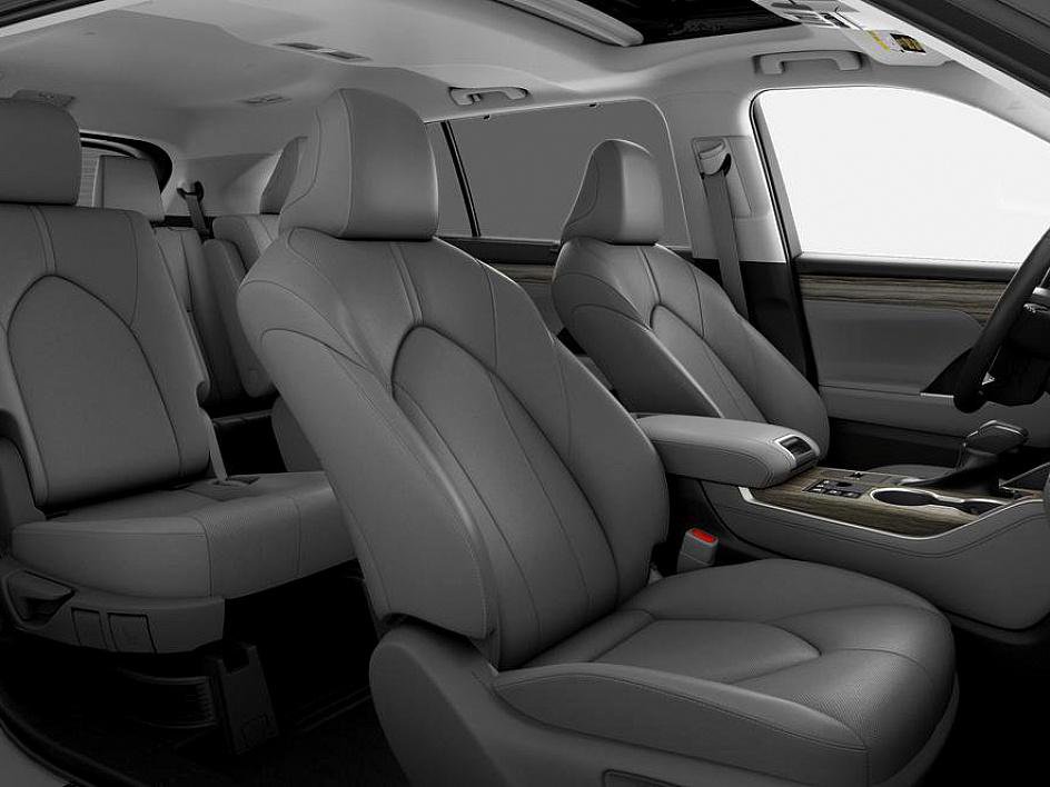 New 2026 Toyota Highlander Limited image 35