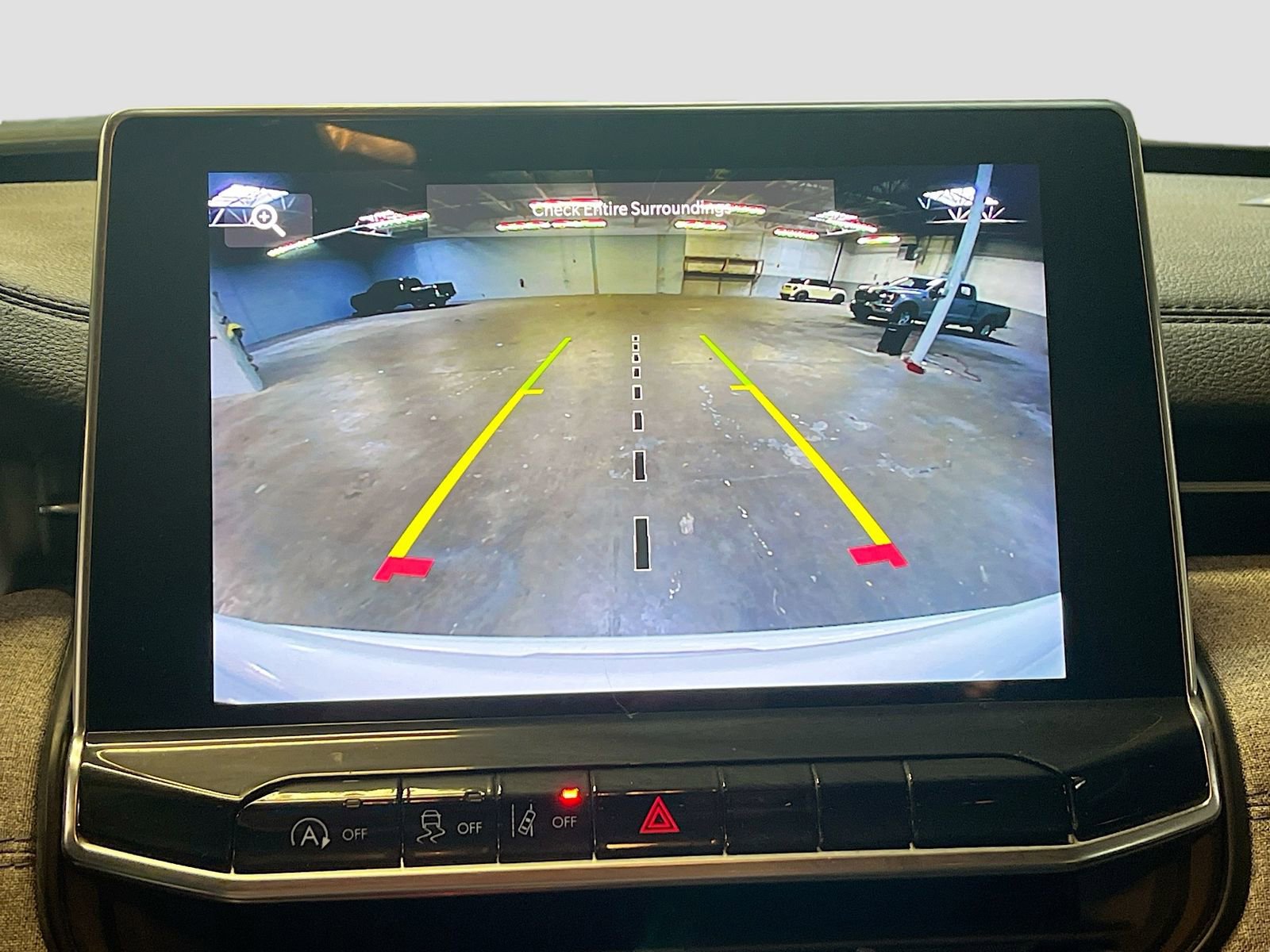 Used 2024 Jeep Compass Latitude w/ Altitude Special Edition image 13