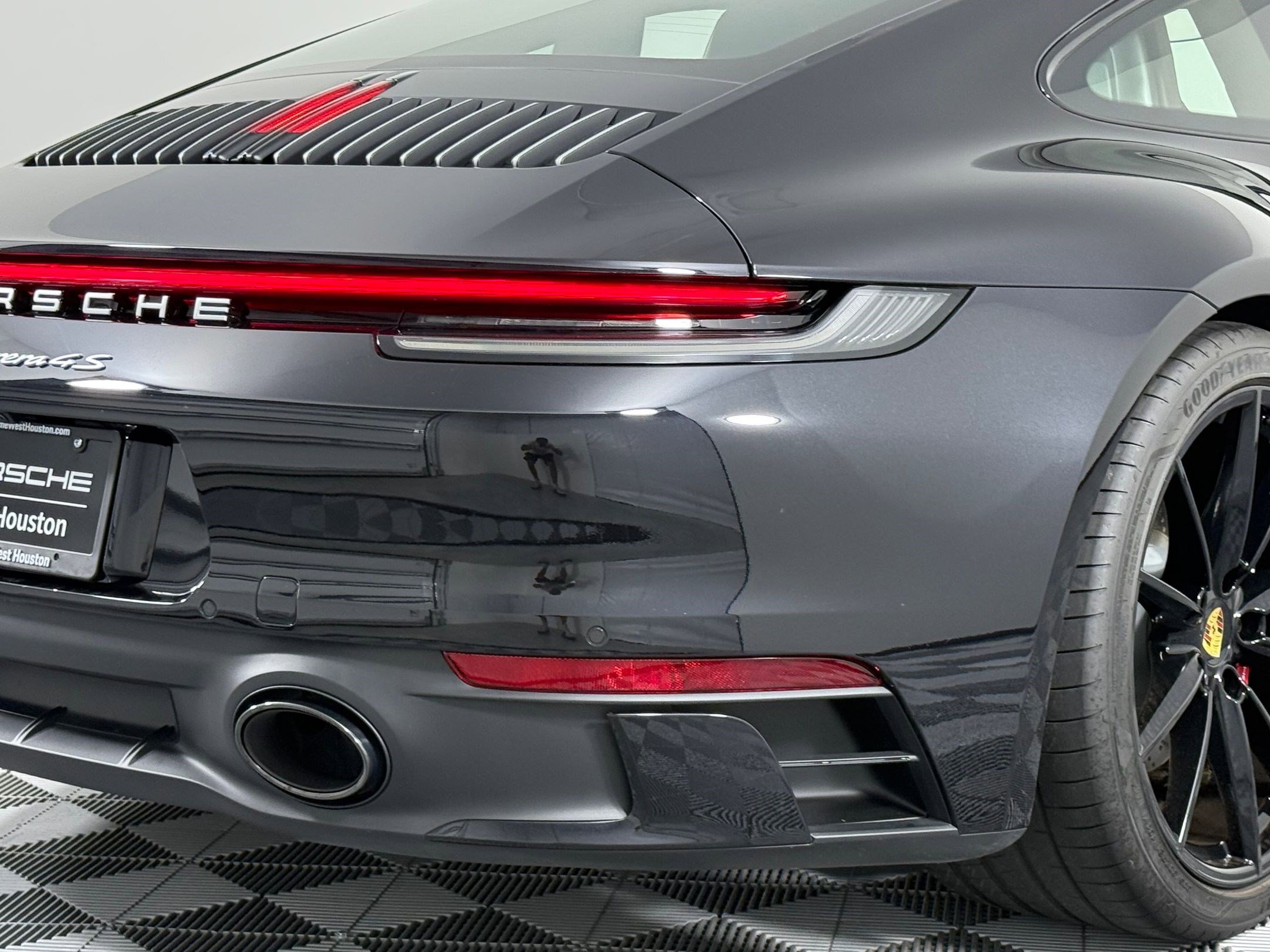 Used 2024 Porsche 911 Carrera 4S image 13