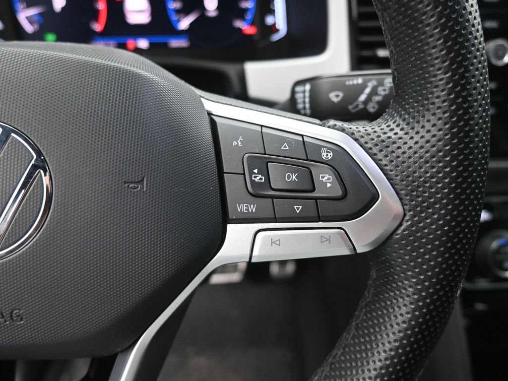 Used 2021 Volkswagen Atlas Cross Sport SEL R-Line image 7