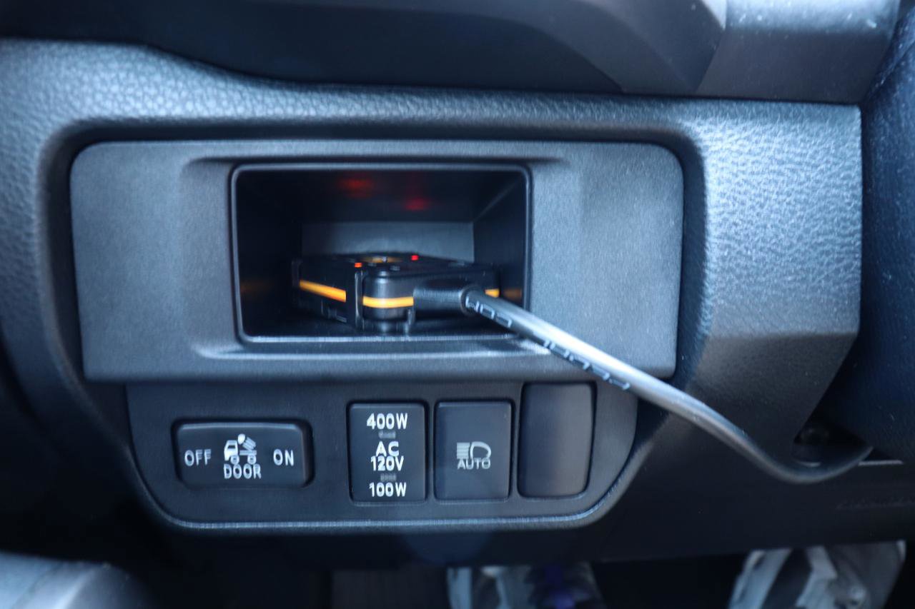 Used 2018 Toyota Tacoma TRD Sport image 62