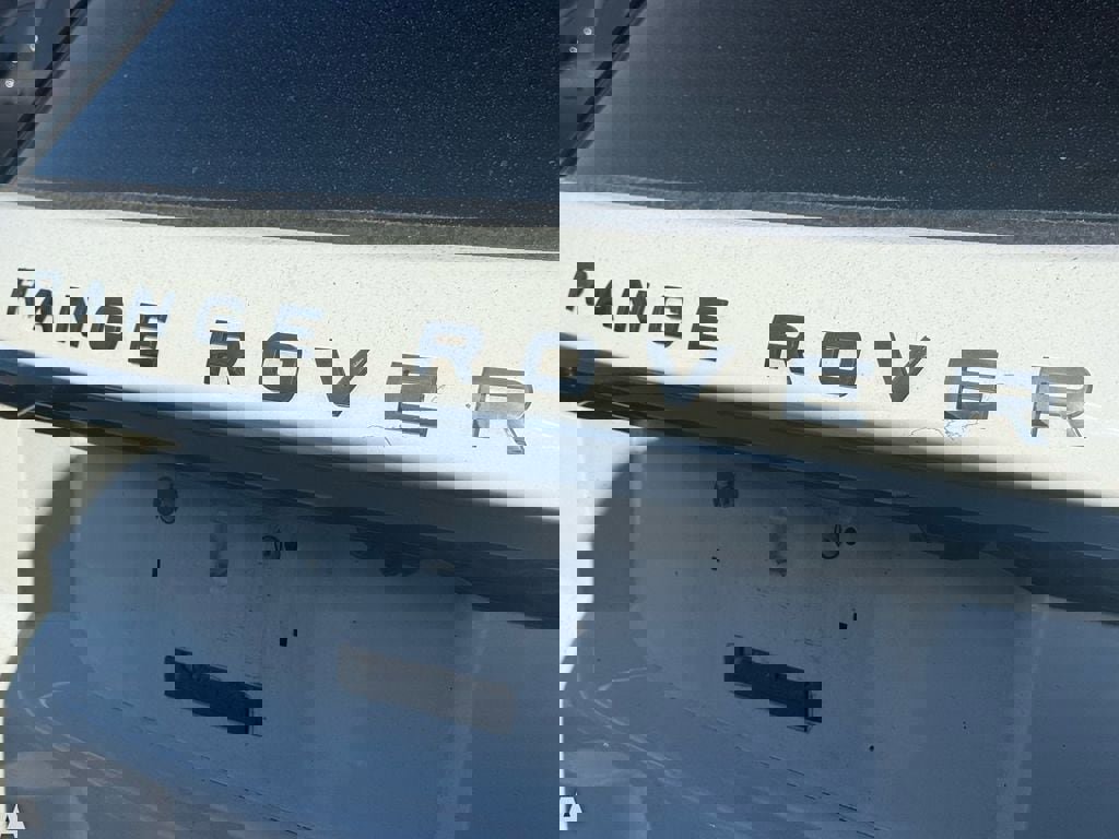 Used 2017 Land Rover Range Rover Sport SVR image 11