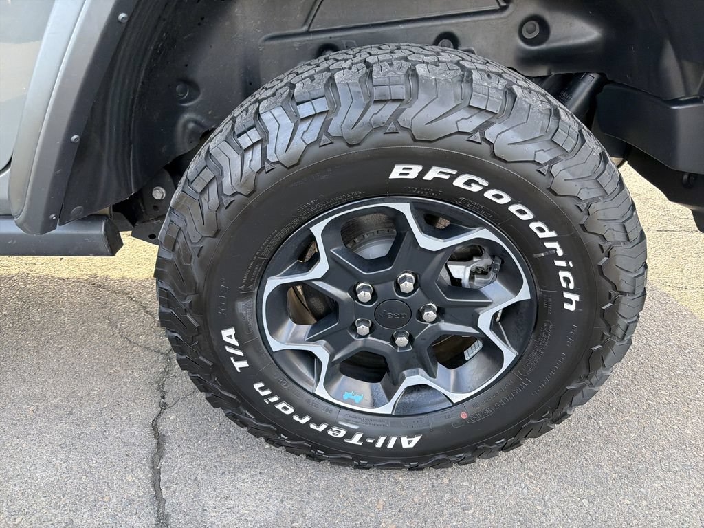 Used 2023 Jeep Wrangler Unlimited Rubicon 4xe w/ Cold Weather Group AWD/4WD image 33