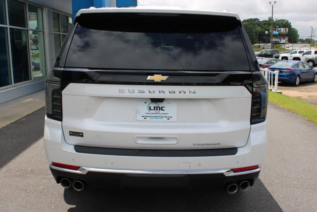 New 2025 Chevrolet Suburban Premier image 5