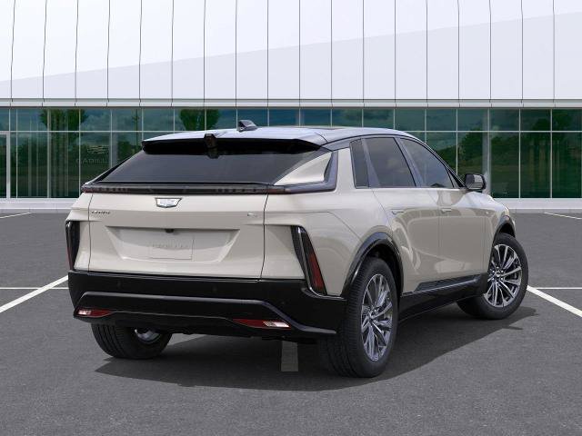 New 2027 Cadillac Lyriq Sport w/ LPO, Floor Liner Package AWD/4WD image 3