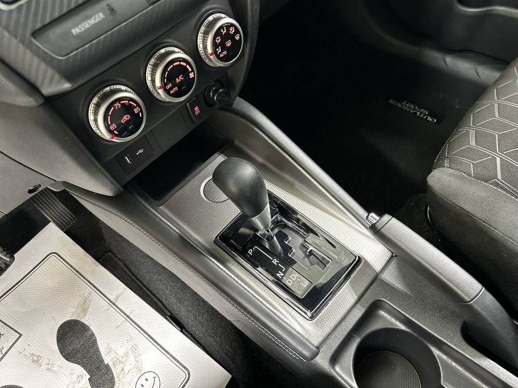 Used 2022 Mitsubishi Outlander Sport ES image 17
