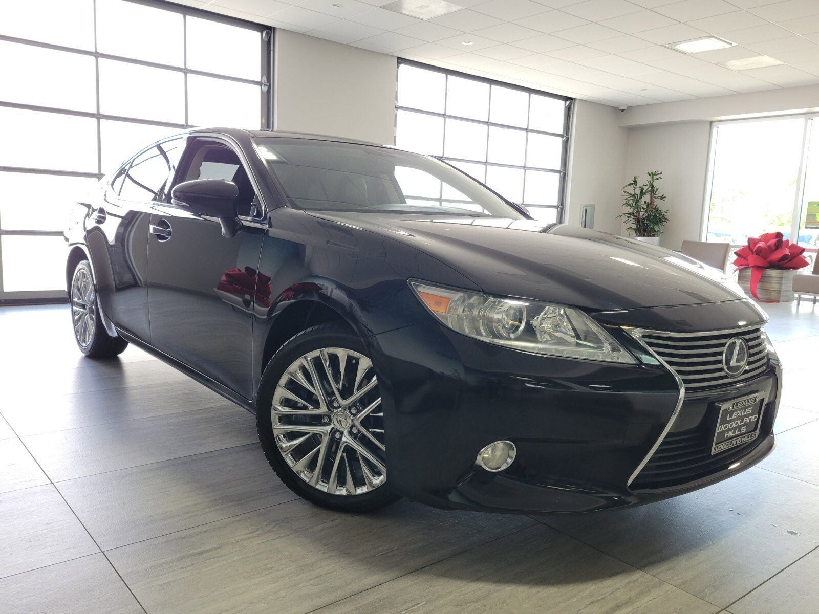 Used 2013 Lexus ES 350 w/ Luxury Pkg image 8
