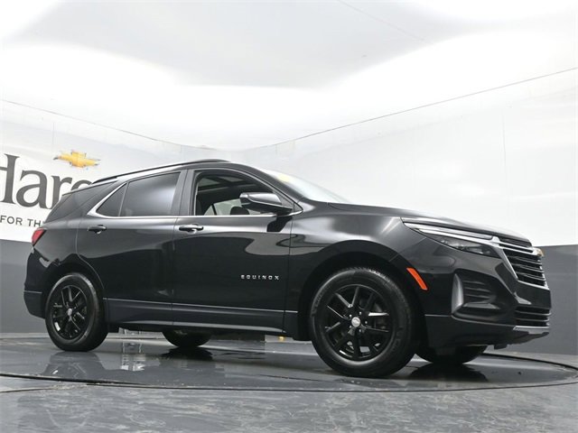 Used 2022 Chevrolet Equinox LT image 2