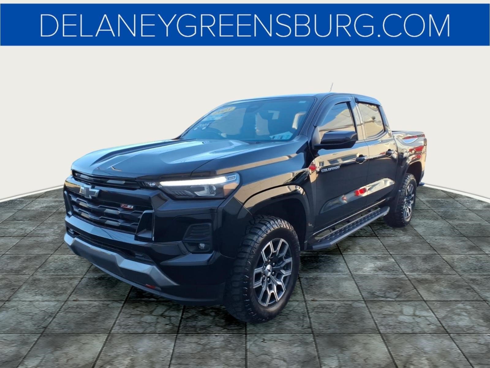 Used 2023 Chevrolet Colorado Z71 w/ Z71 Convenience Package 2
