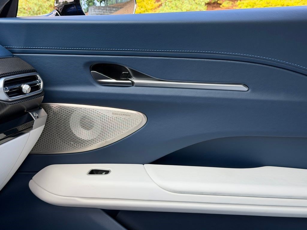 New 2026 Aston Martin V8 Vantage S RWD image 31