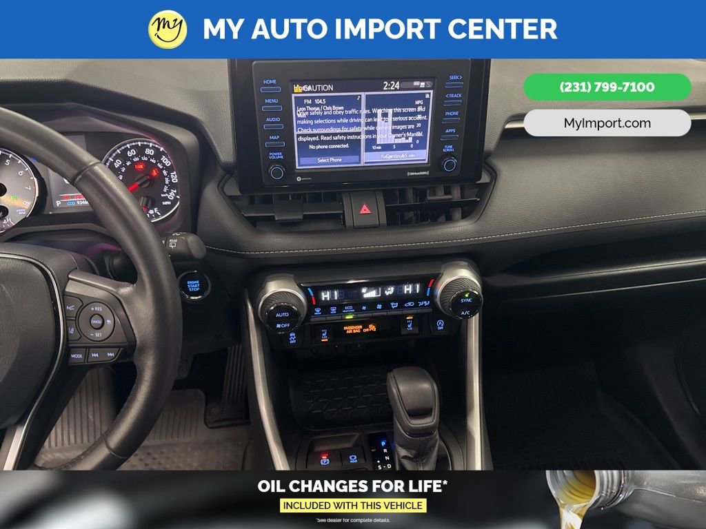 Used 2022 Toyota RAV4 XLE w/ Convenience Package image 20