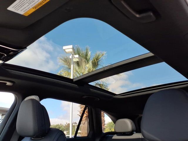 New 2026 Mercedes-Benz GLC 350e 4MATIC image 15