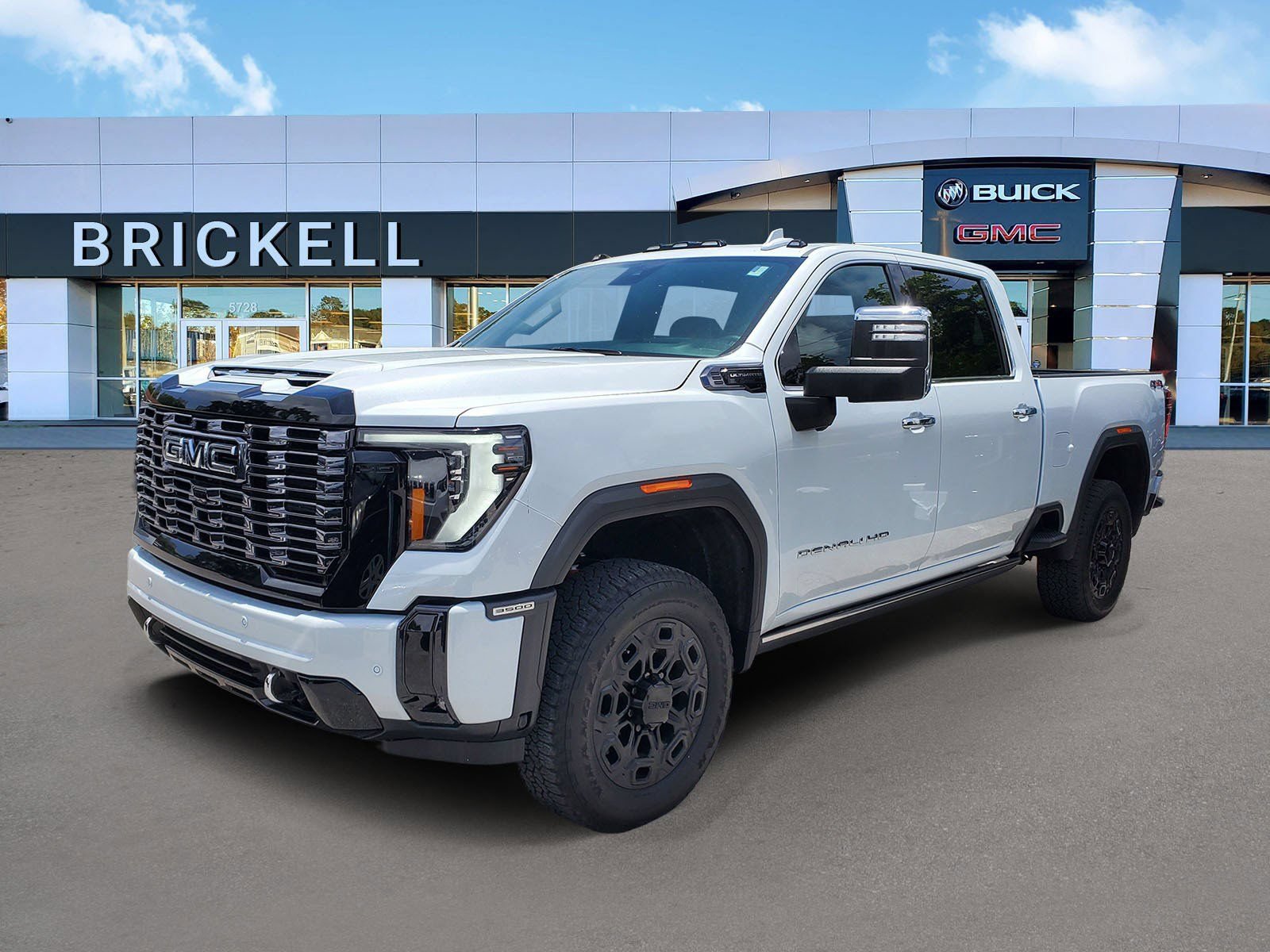 Used 2026 GMC Sierra 3500 Denali Ultimate AWD/4WD image 1