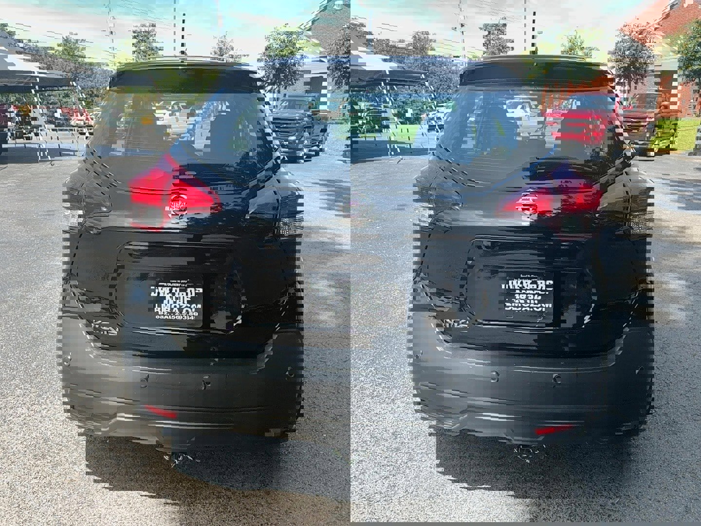 Used 2020 Nissan Kicks S image 7