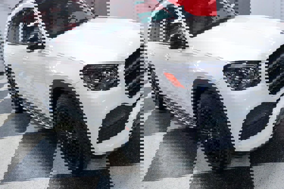 Used 2023 Mercedes-Benz GLS 450 4MATIC image 37