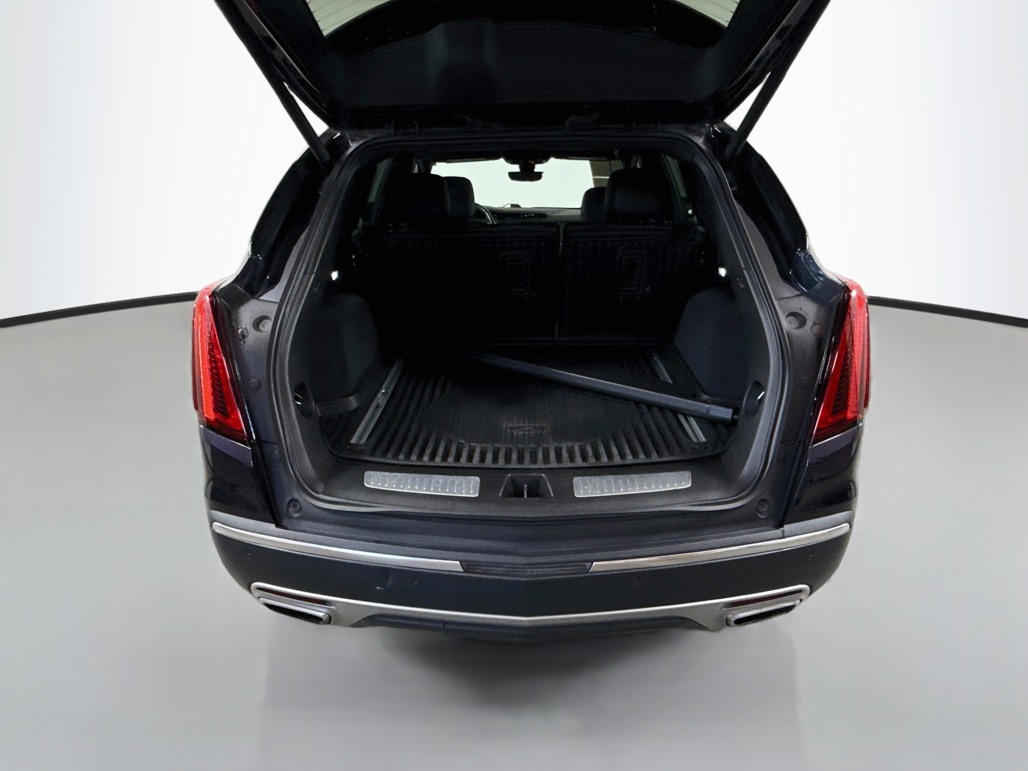 Used 2021 Cadillac XT5 Premium Luxury AWD/4WD image 26