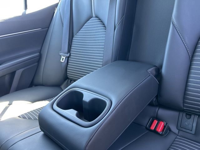 Used 2020 Toyota Camry SE w/ Audio Package FWD image 31