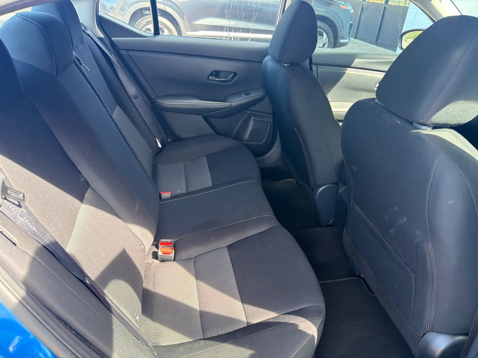 Used 2025 Nissan Sentra SV FWD image 8