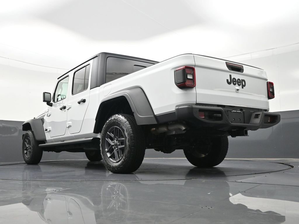 Used 2025 Jeep Gladiator Sport AWD/4WD image 30