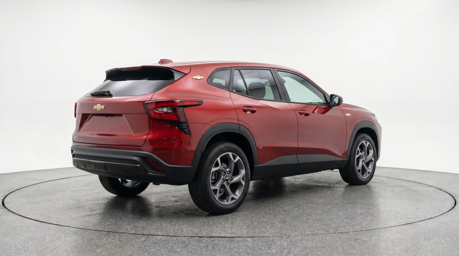 Used 2025 Chevrolet Trax LT FWD image 9