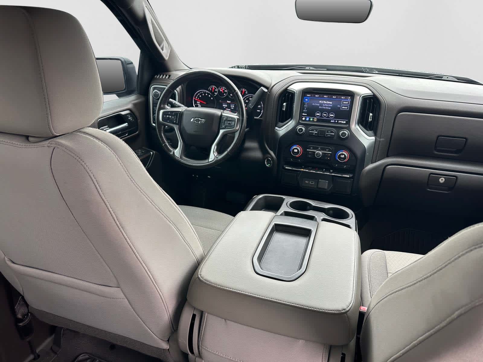 Used 2020 Chevrolet Silverado 1500 RST w/ All-Star Edition RWD image 18