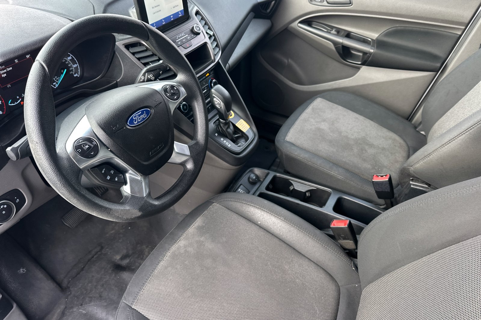 Used 2022 Ford Transit Connect XL FWD image 9