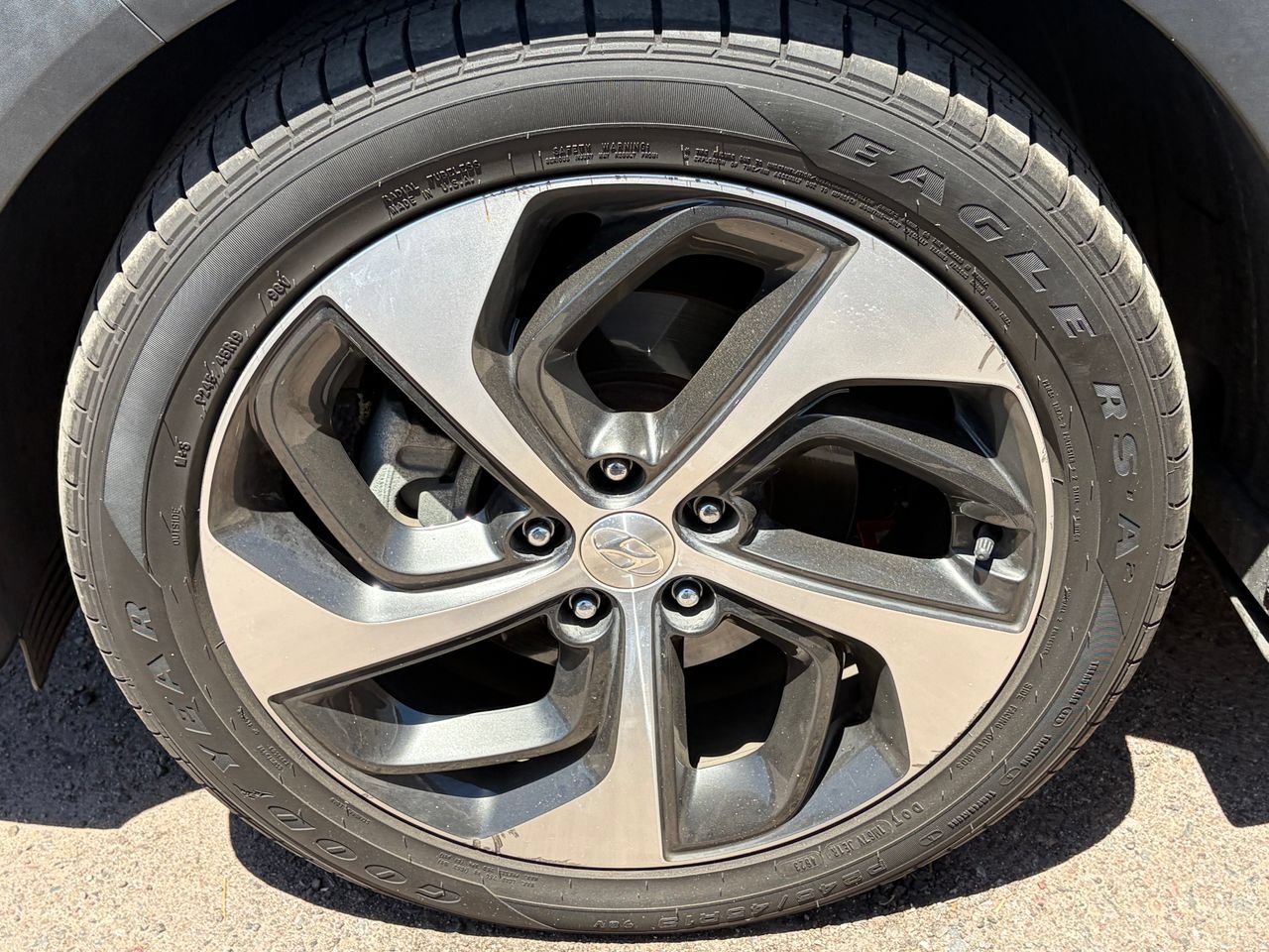Used 2016 Hyundai Tucson Limited w/ Option Group 03 AWD/4WD image 13