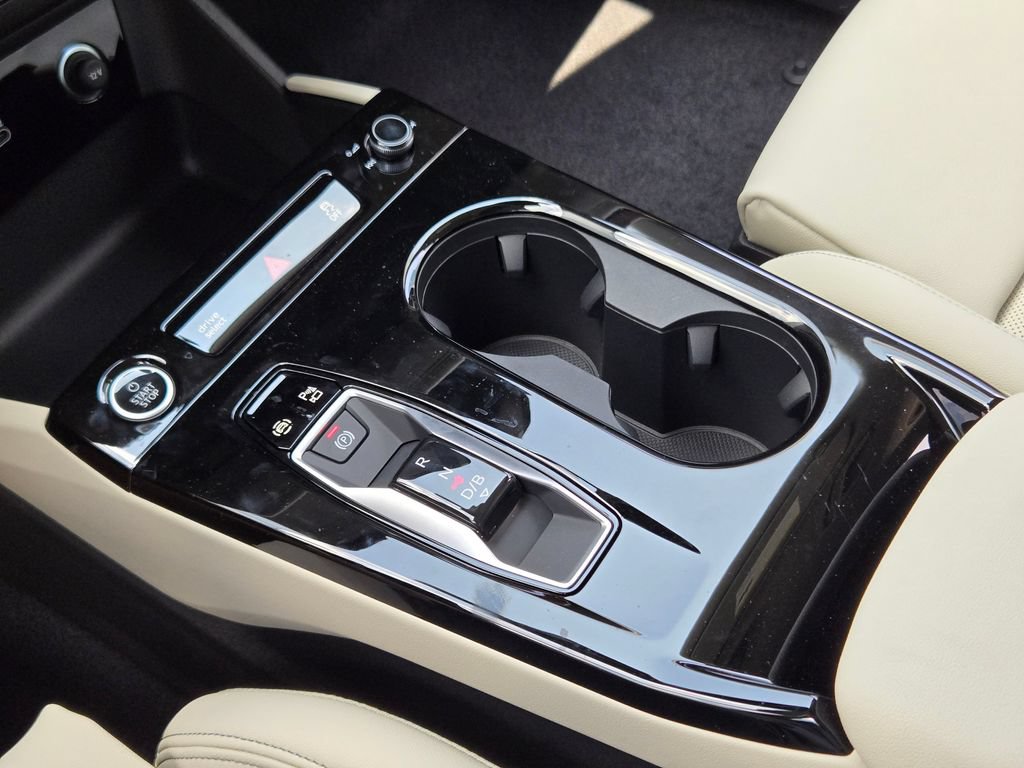 New 2027 Audi Q6 e-tron Prestige AWD/4WD image 23
