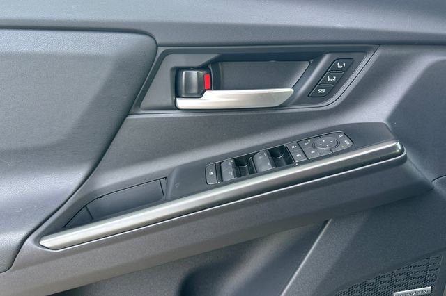 New 2026 Subaru Solterra image 8