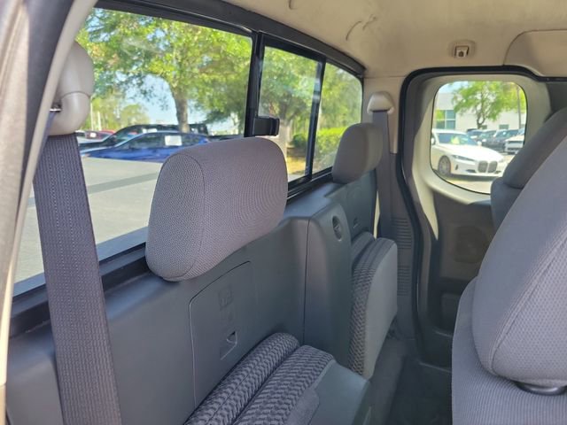 Used 2013 Nissan Frontier SV RWD image 27